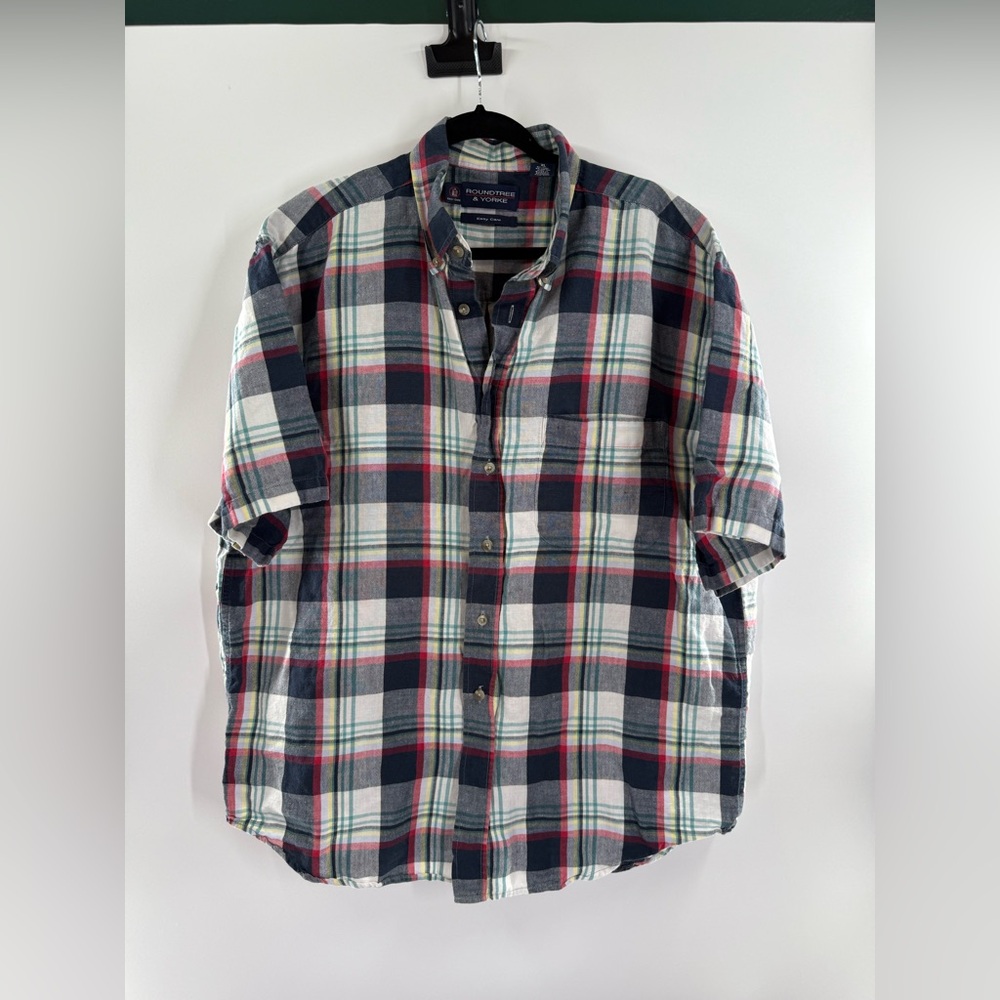 EUC Roundtree & Yorke Easy Care Plaid Shirt - Picture 2 of 6